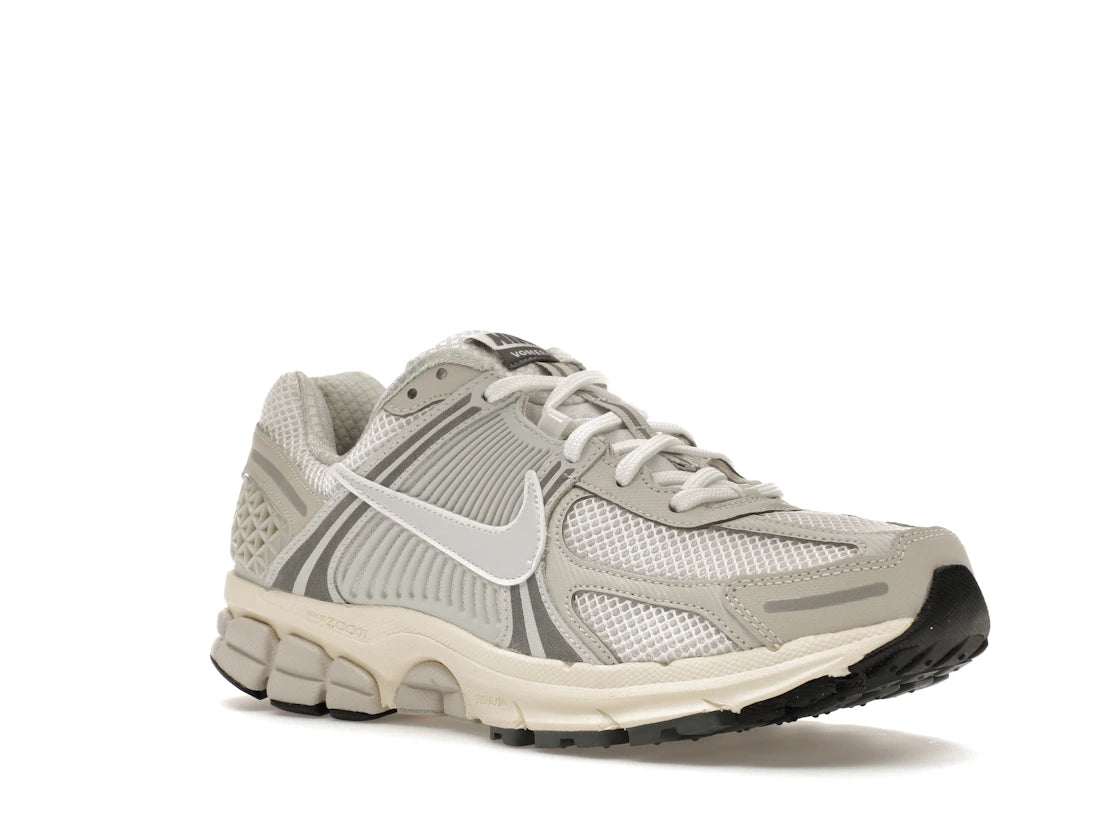 Nike Zoom Vomero 5 Platinum Tint