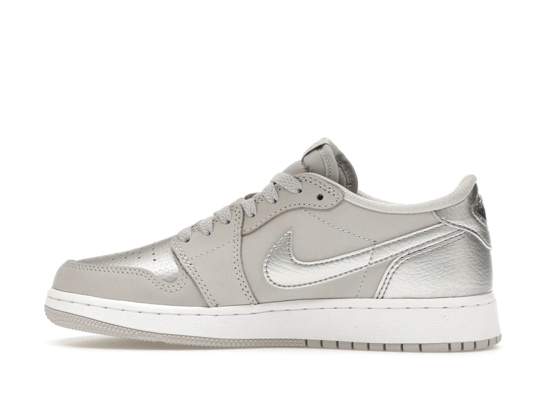 Jordan 1 Low OG Metallic Silver