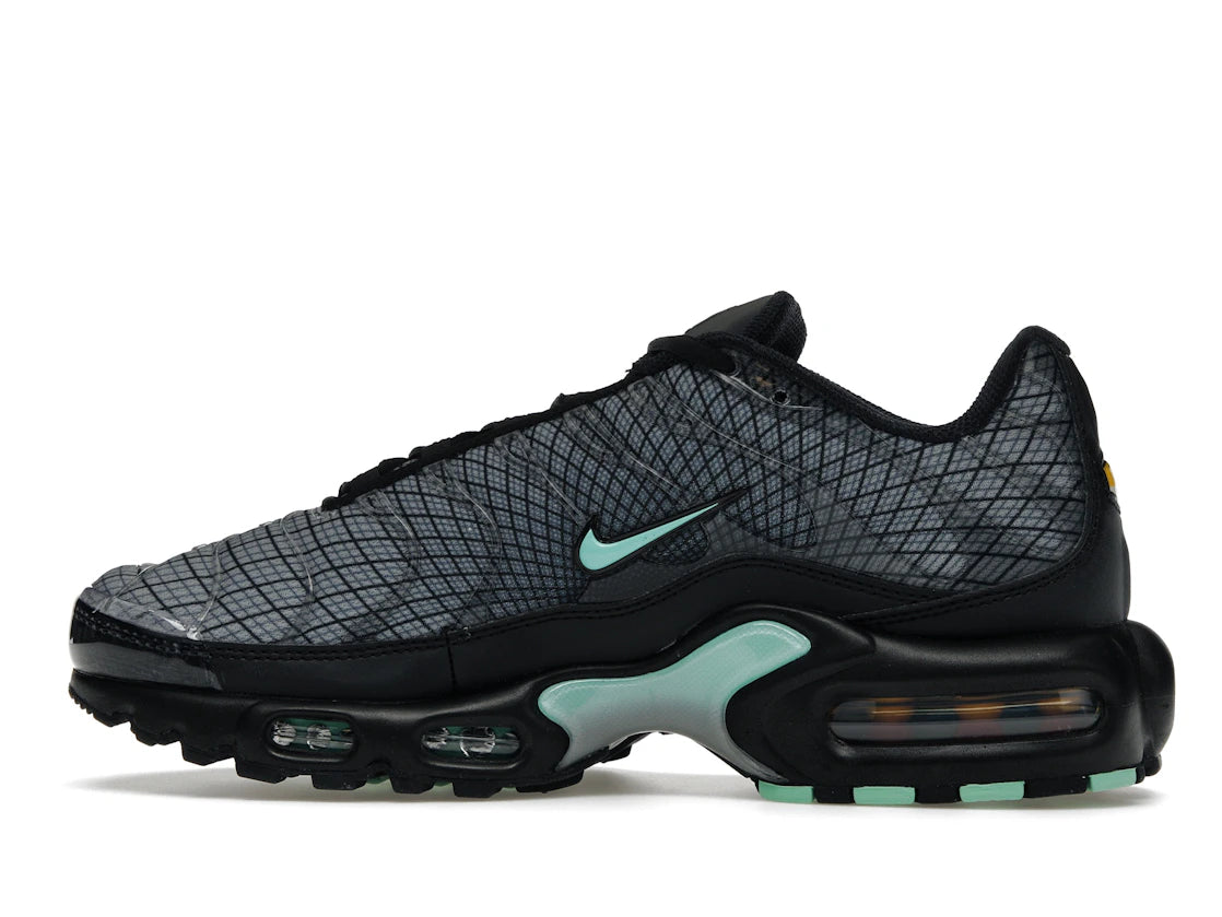 Nike Air Max Plus Spirograph
