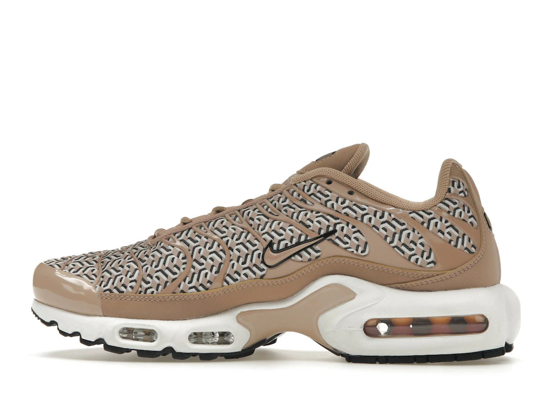 Nike Air Max Plus United in Victory