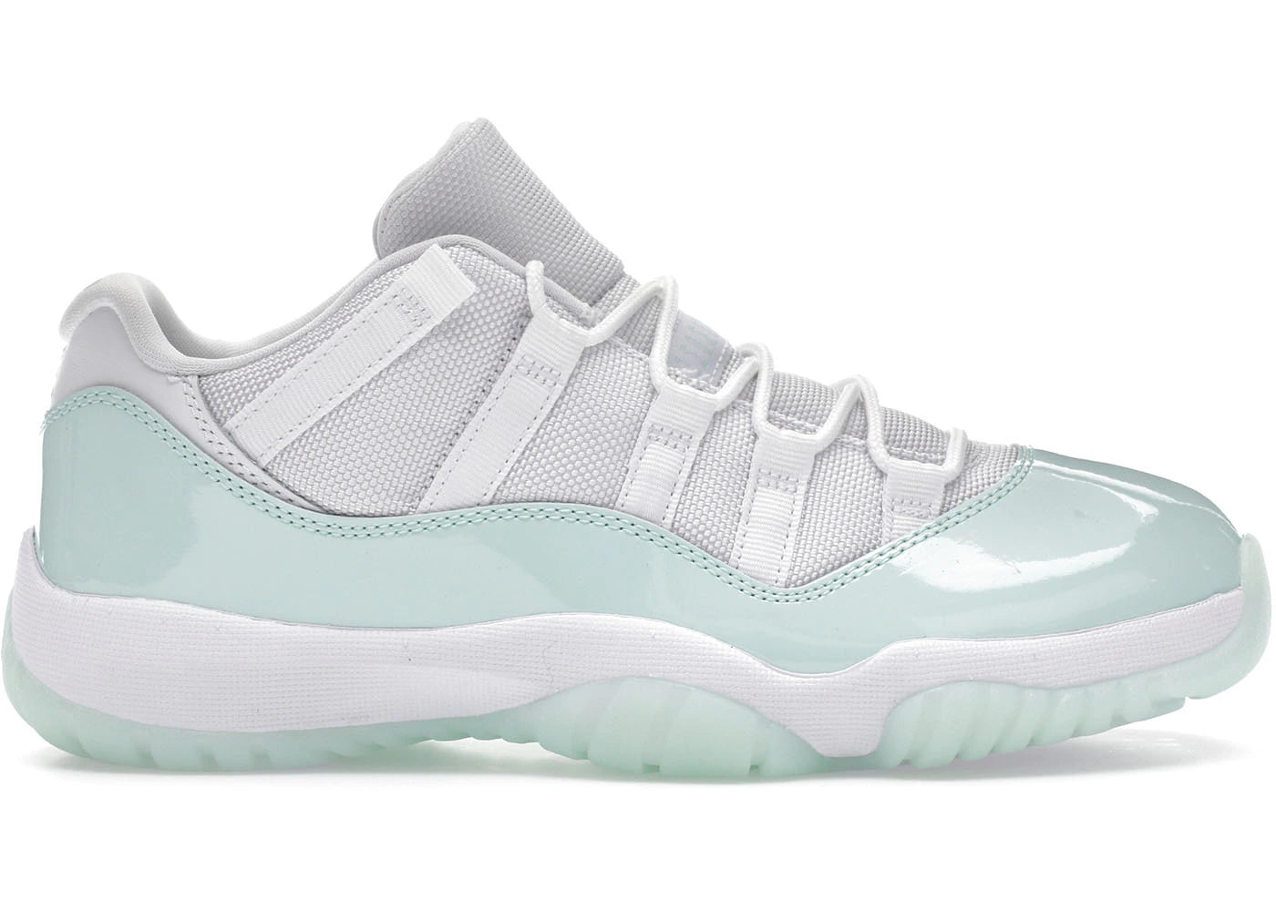 Jordan 11 Retro Low Igloo