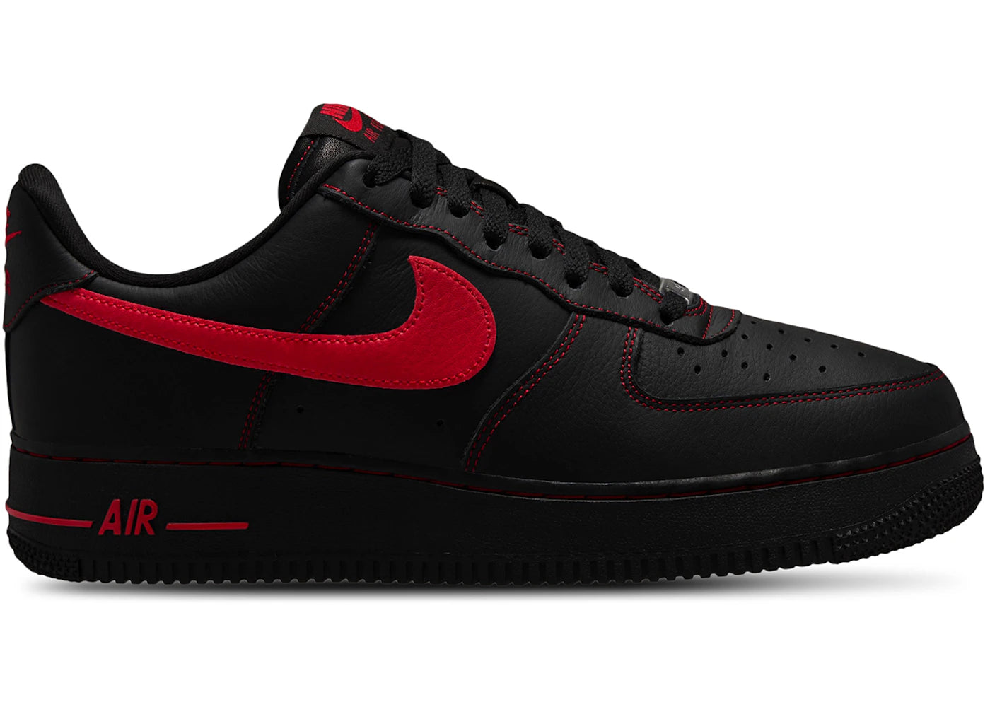 Nike Air Force 1 Low '07 LV8 Bred