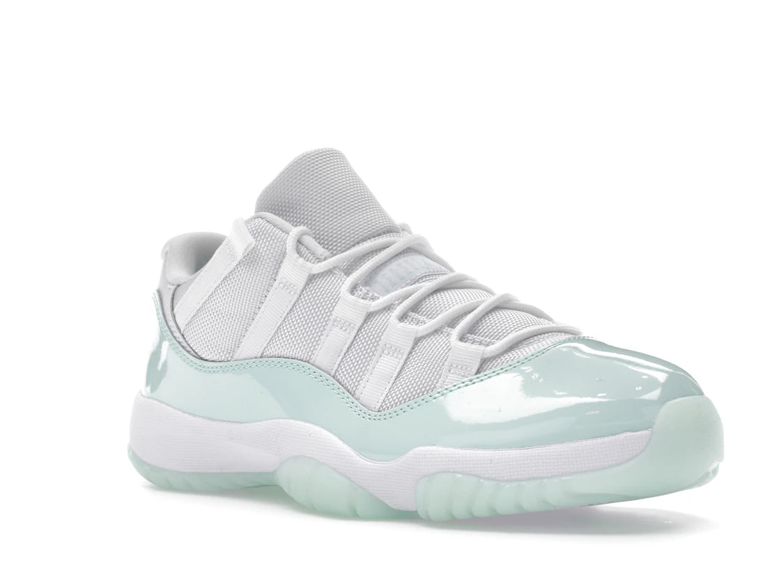 Jordan 11 Retro Low Igloo