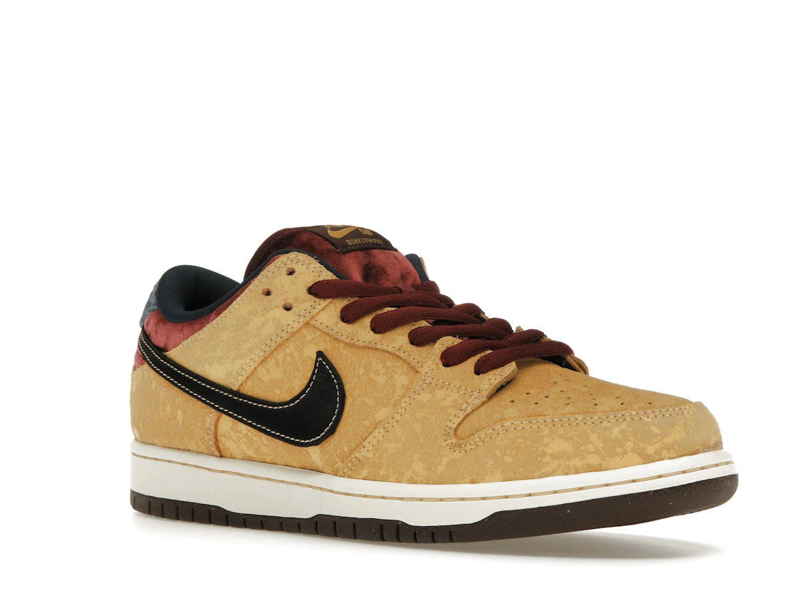Nike SB Dunk Low City of Cinema