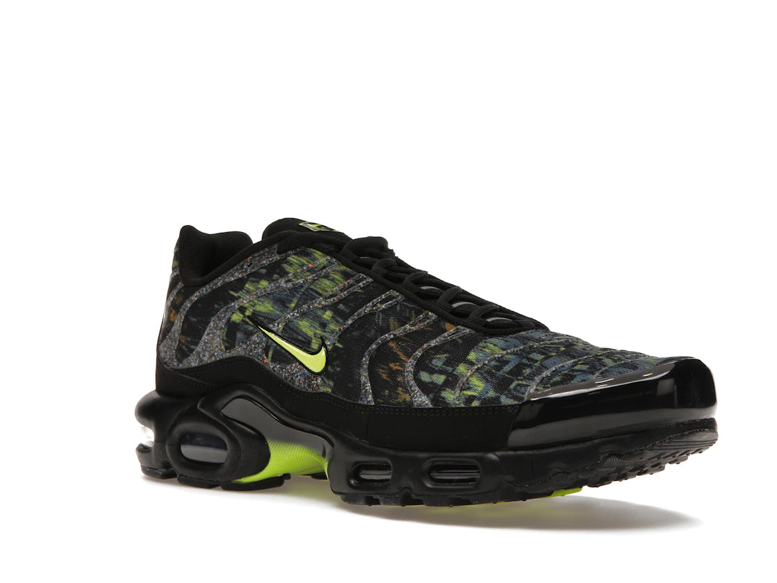 Nike Air Max Plus Sustainable Black Volt