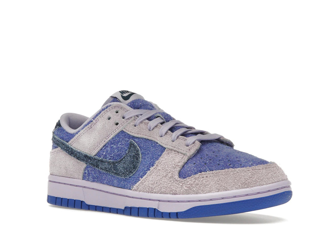 Nike Dunk Low SE Hydrangeas