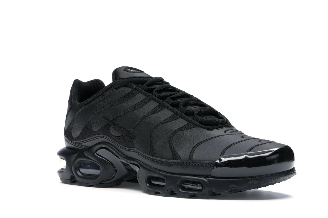 Nike Air Max Plus Triple Black Leather
