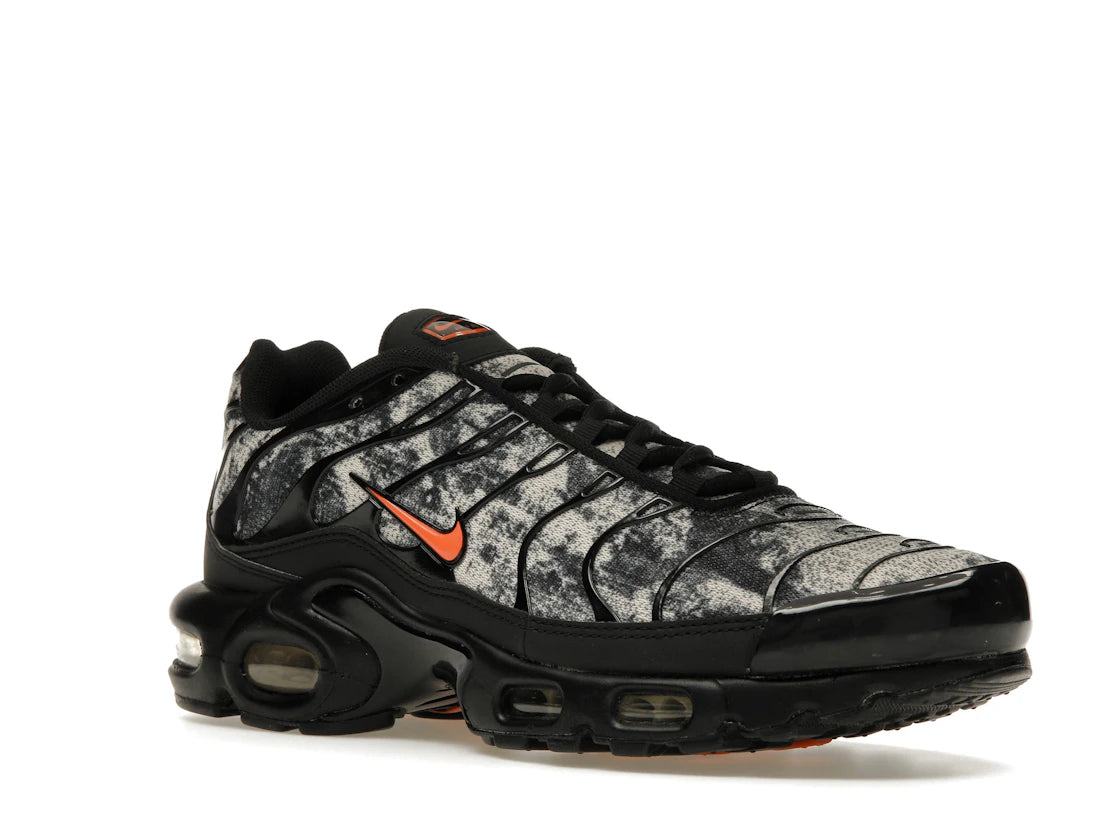 Nike Air Max Plus Camo Black Safety Orange