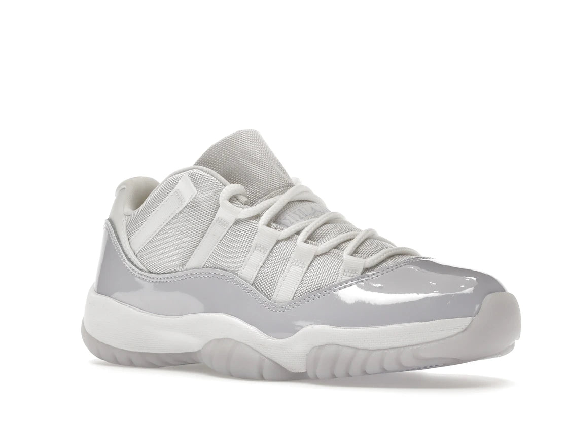 Jordan 11 Retro Low Pure Violet