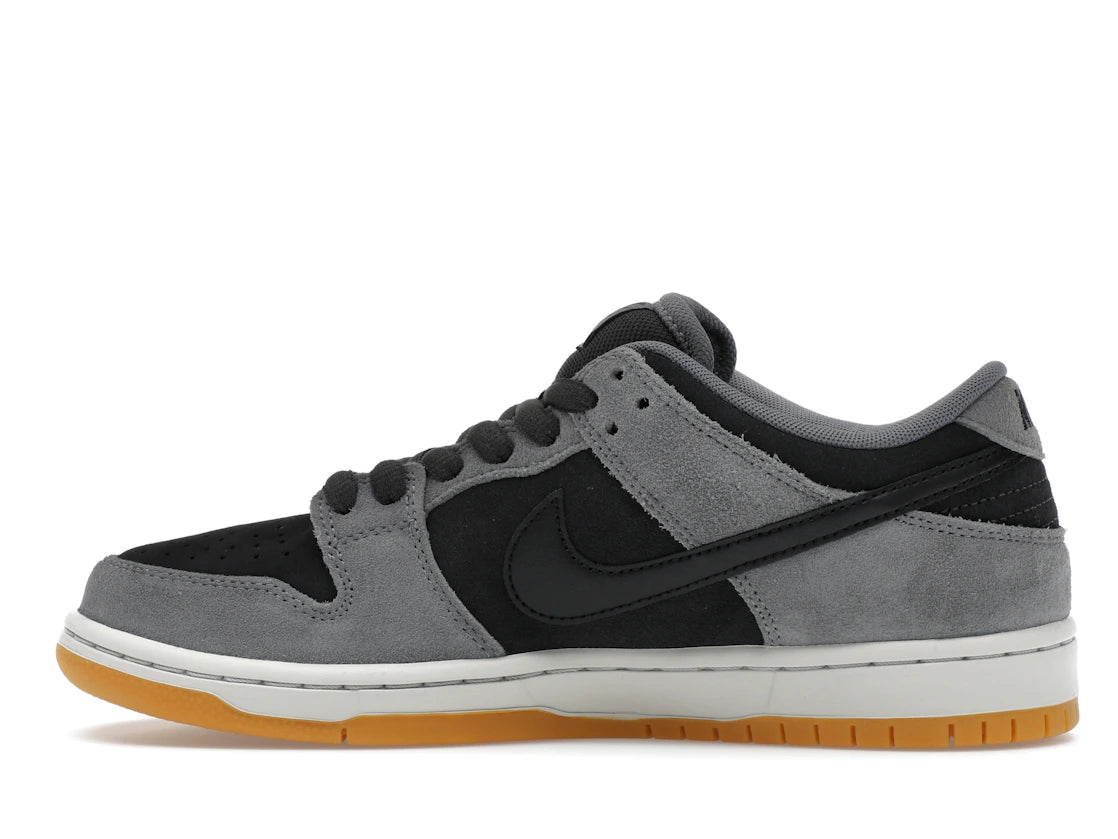 Nike SB Dunk Low Dark Smoke Grey